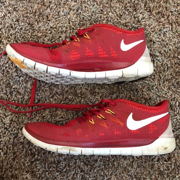 Nike Free 5.0,sneakers size 6Y Red w/orange - Picture 2 of 6